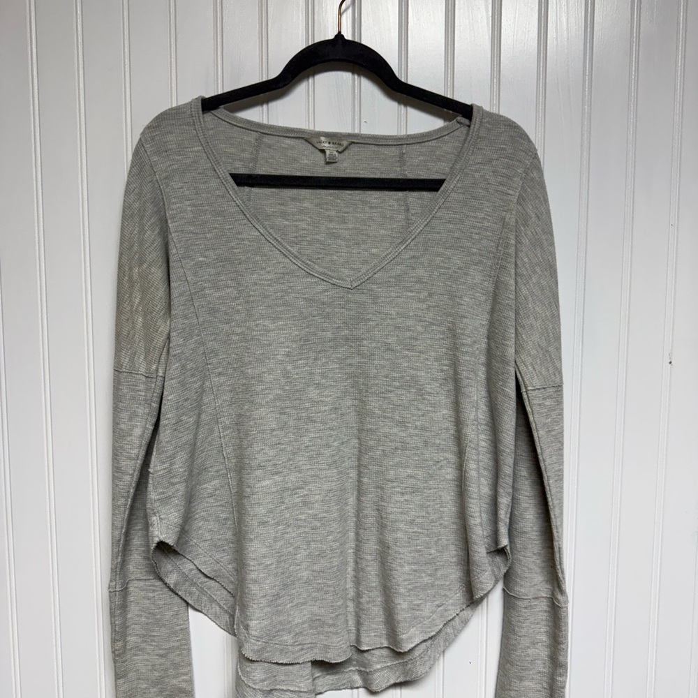 Lucky Brand Gray V-Neck Women's Top